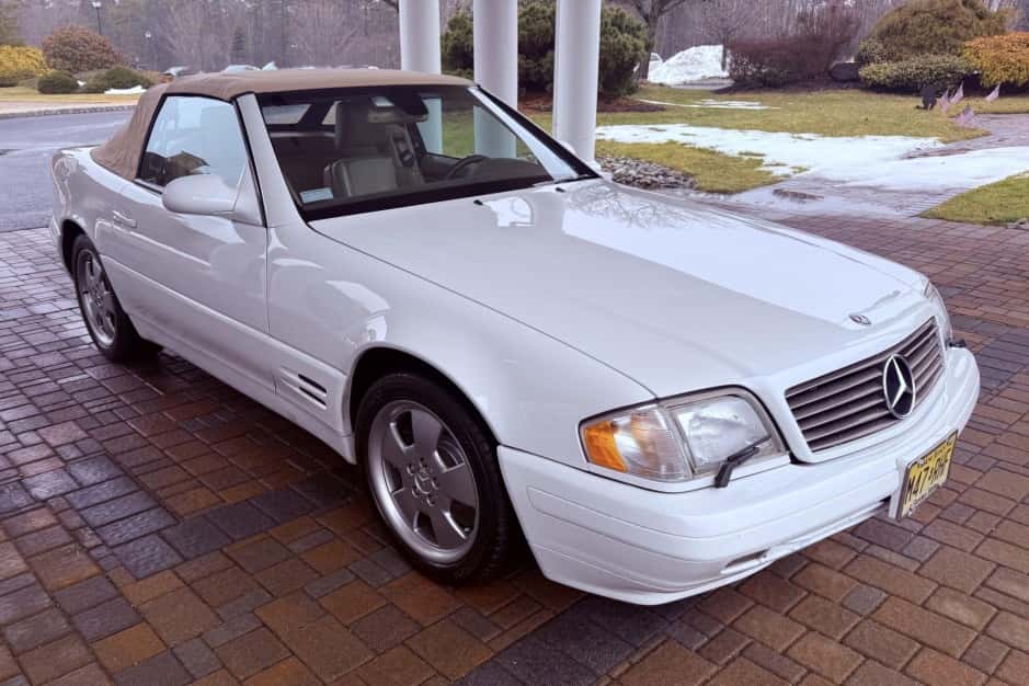 1999 Mercedes-Benz R129 SL sold for $15,000