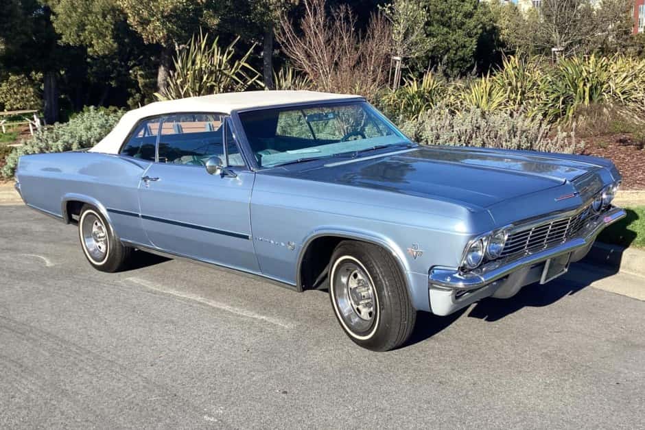 1965 Chevrolet Impala (1965-1970) sold for $30,000