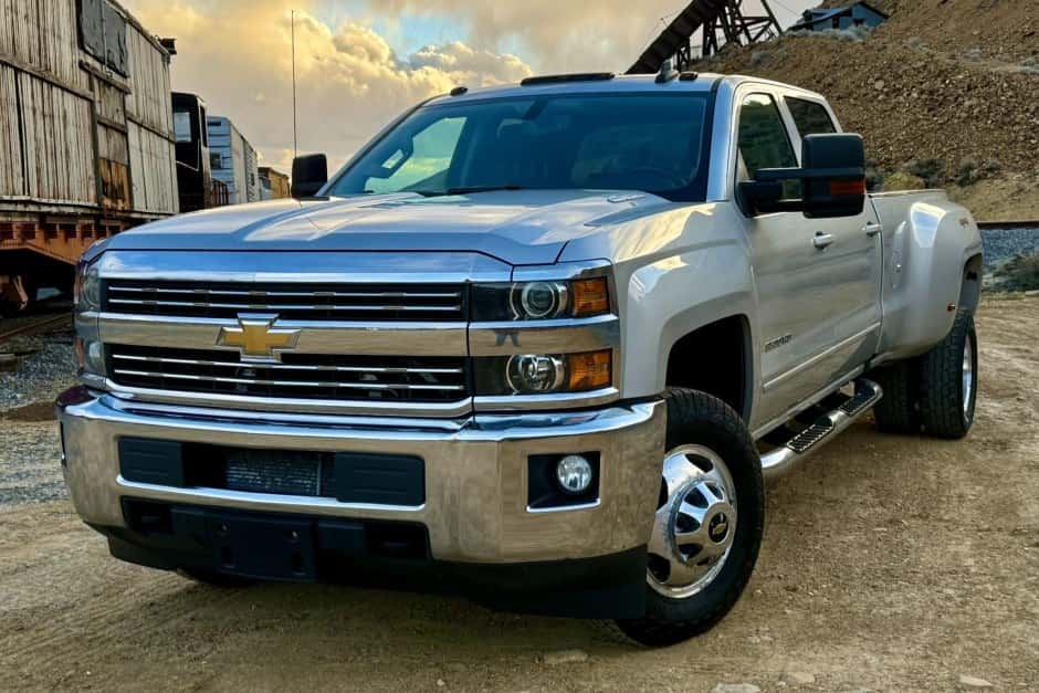2016 Chevrolet Silverado K2XX (2014-2019) sold for $26,500