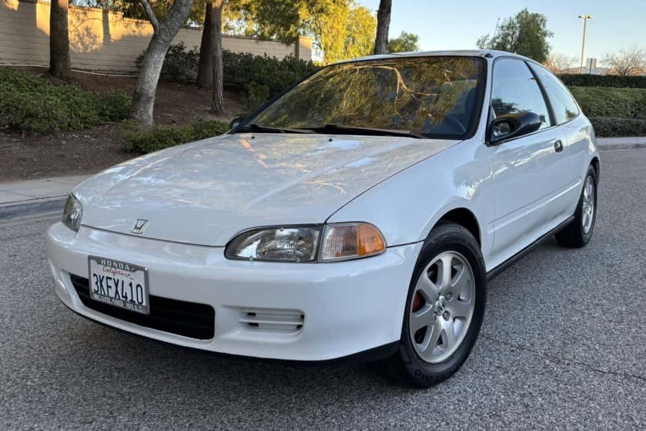 1994 Honda Civic (1992-1995) sold for $18,500