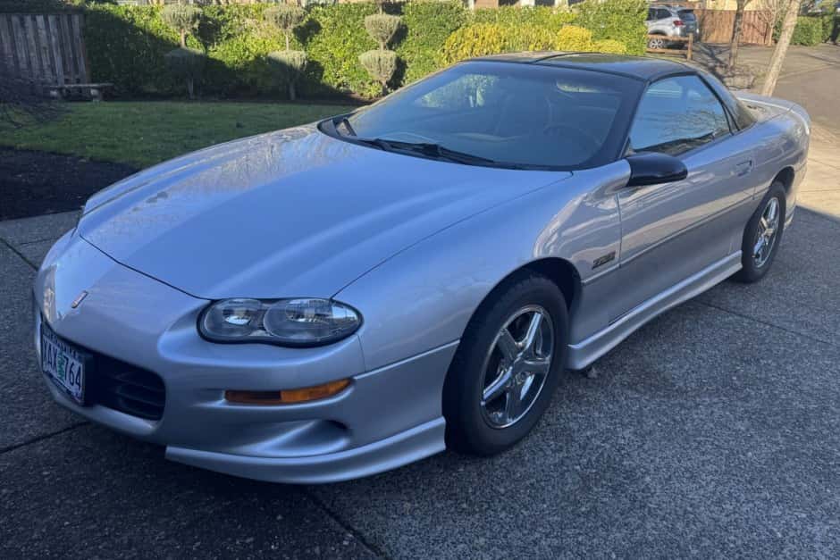 1999 Chevrolet Camaro (4th Generation – 1993-2002) sold for $13,405