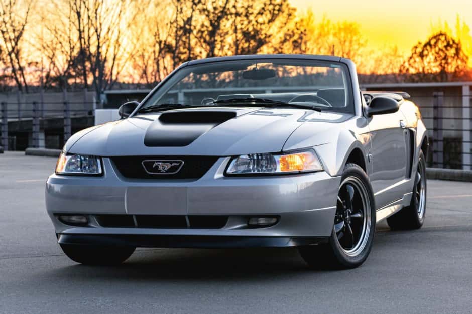 1999 Ford Mustang SN95 1994-2004 sold for $15,000