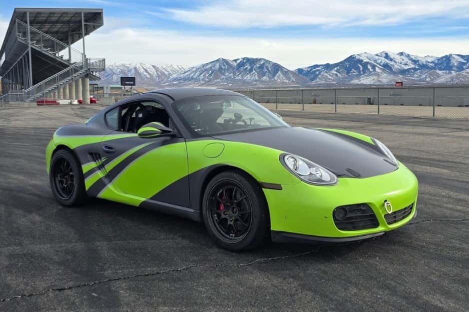 2009 Porsche 987 Cayman sold for $31,500