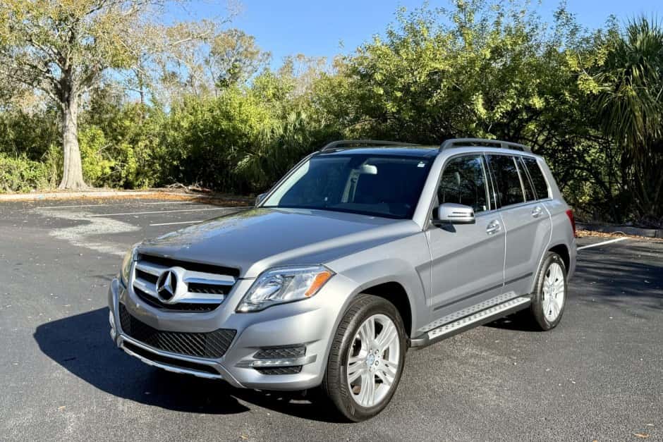 2013 Mercedes-Benz X204 GLK-Class sold for $9,751