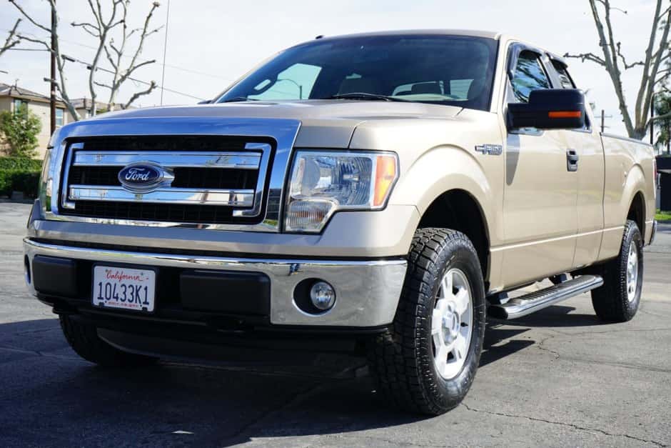 2013 Ford F-150 (2009-2014) sold for $25,000