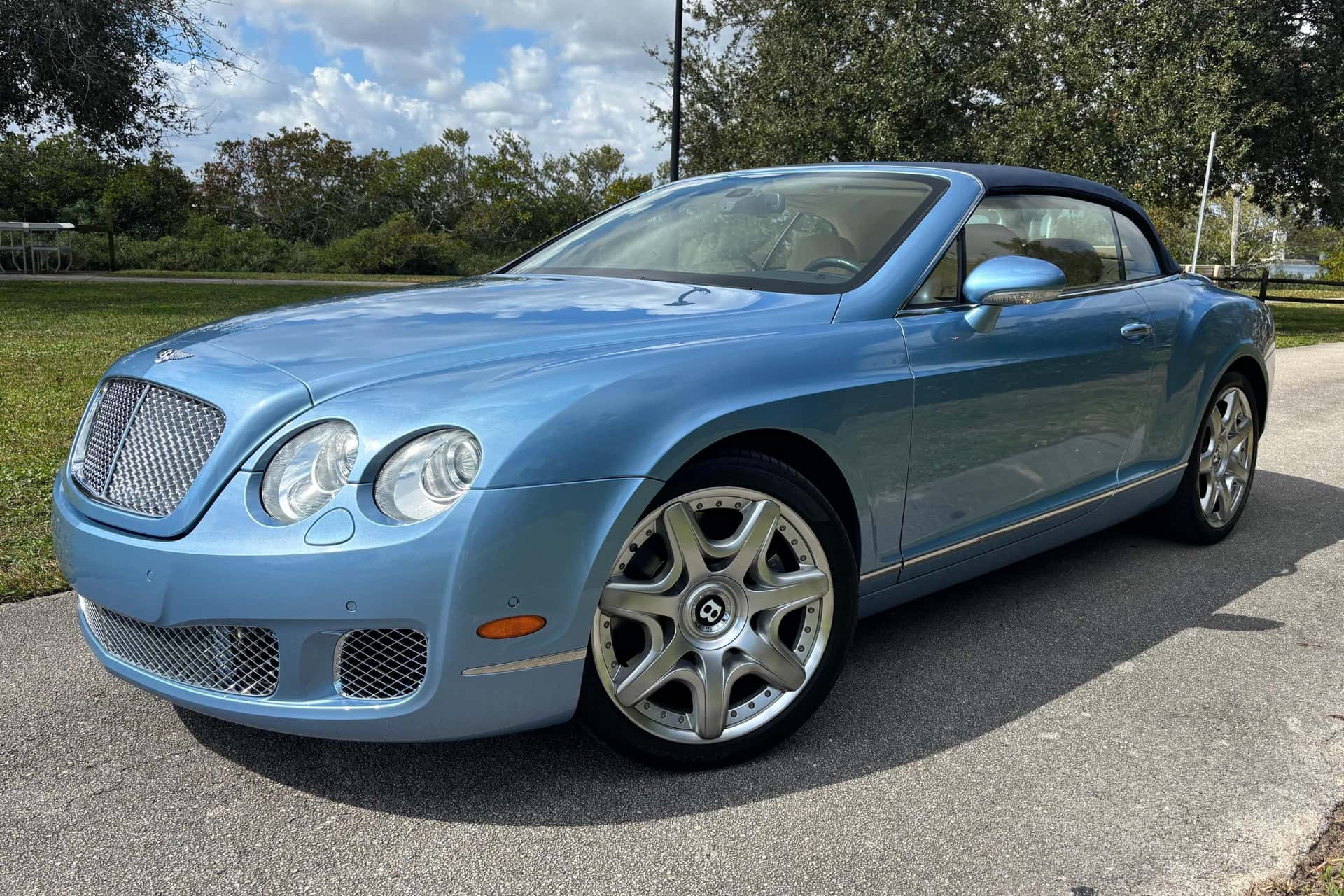 2008 Bentley Continental sold for $29,355