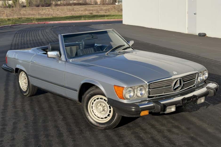 1980 Mercedes-Benz R107 SL sold for $9,950