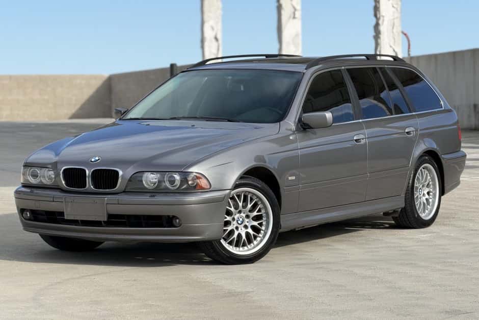 2002 BMW E39 5-Series sold for $6,100