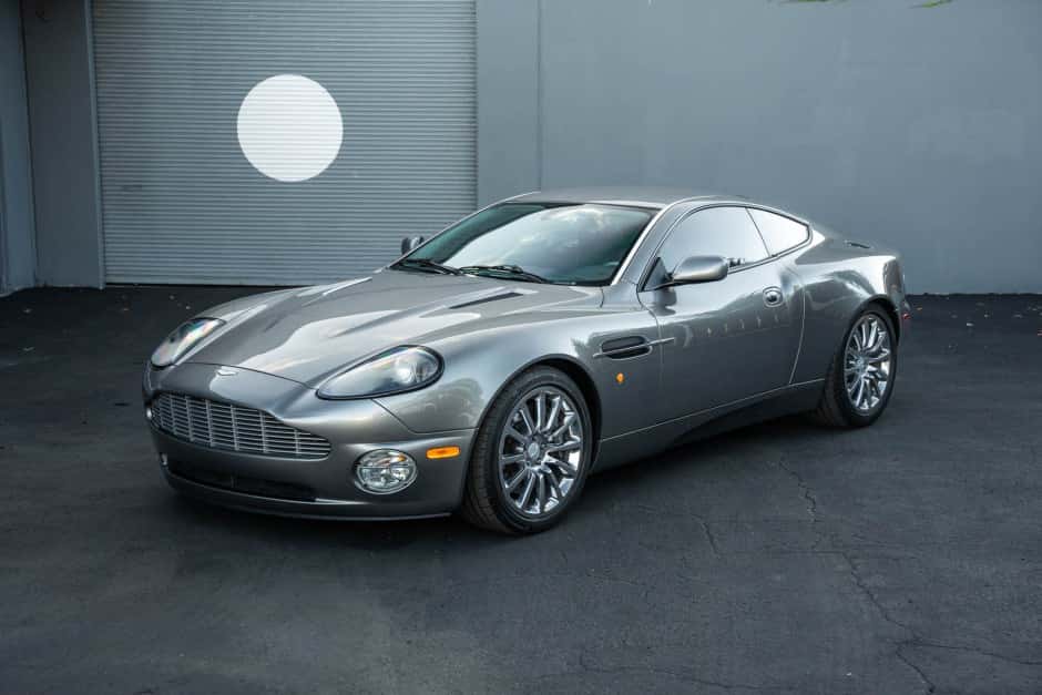 2003 Aston Martin Vanquish sold for $40,000