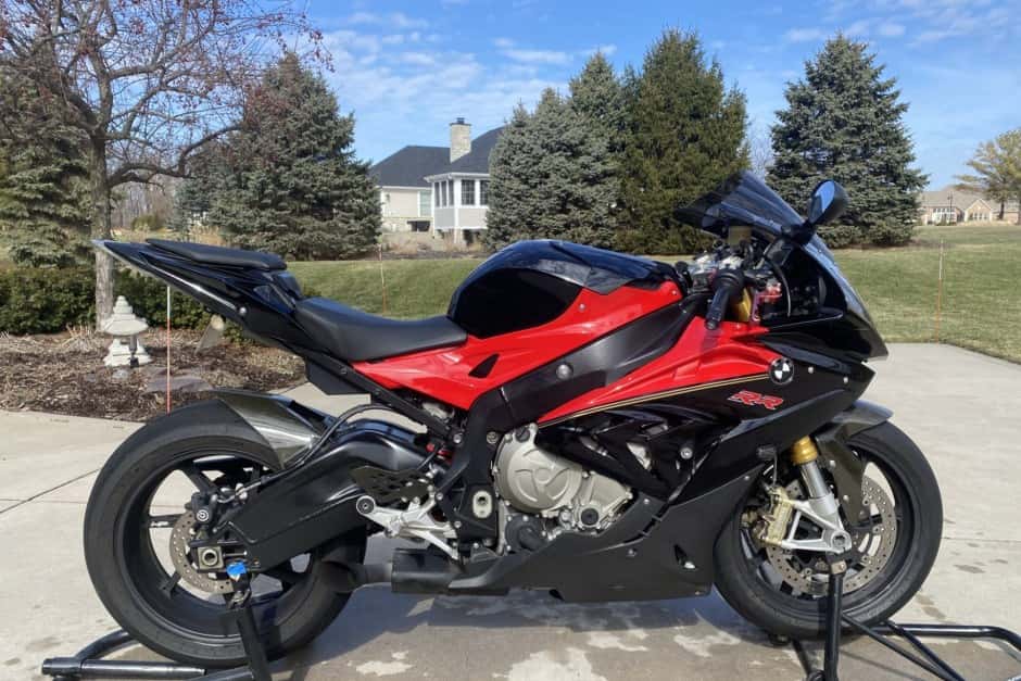 2016 BMW S1000 Series sold for $9,800