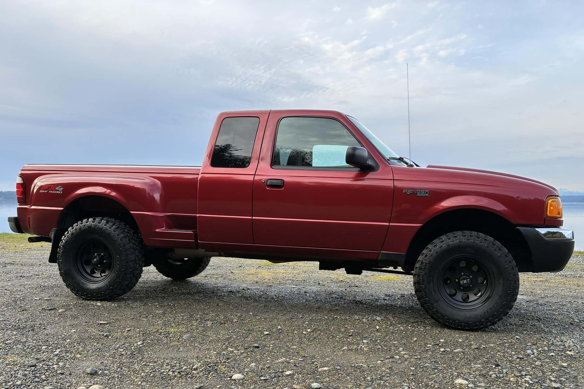 2003 Ford Ranger sold for $7,400