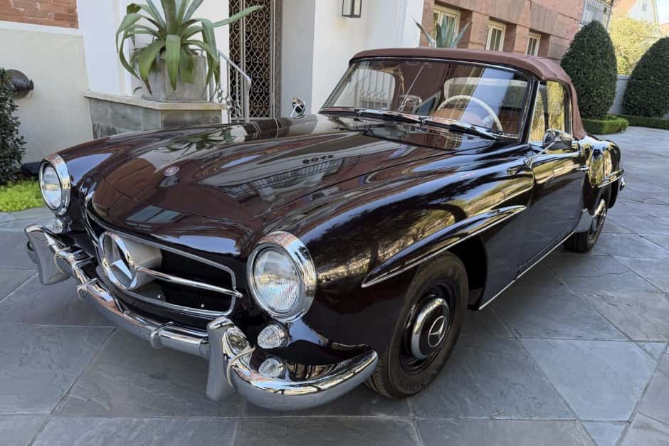 1959 Mercedes-Benz 190SL sold for $74,500