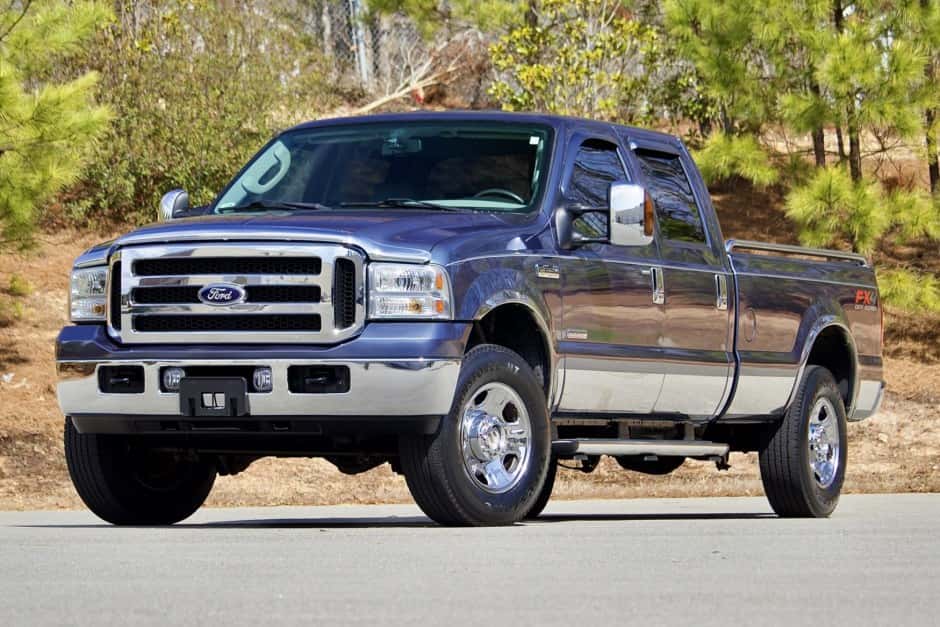 2006 Ford Super Duty 1999-2007 sold for $24,250