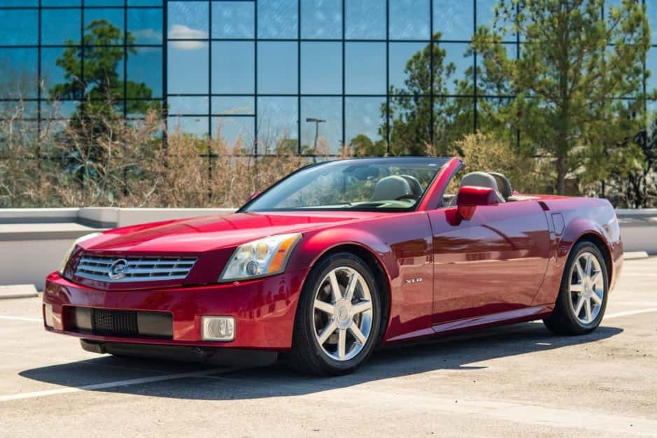 2005 Cadillac XLR sold for $21,954