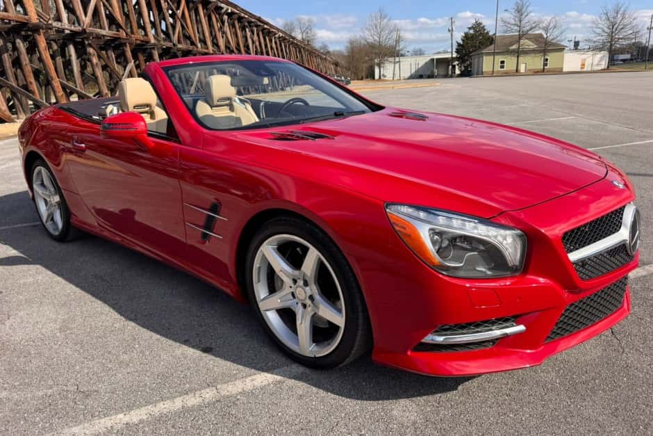 2014 Mercedes-Benz R231 SL sold for $37,000