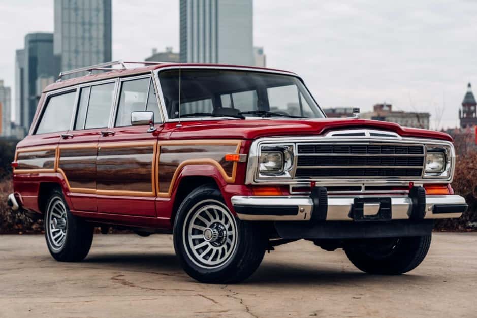 1989 Jeep SJ Grand Wagoneer sold for $36,000