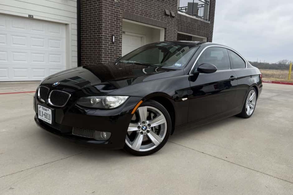 2007 BMW E92/E93 3-Series Coupe & Convertible sold for $4,100