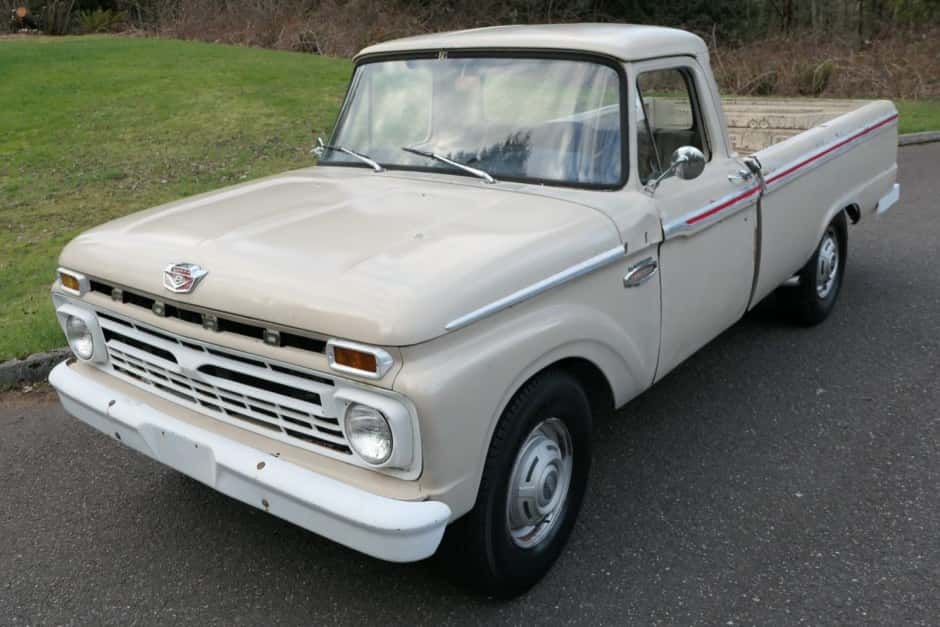 1966 Ford F-Series 1961-1966 sold for $8,300