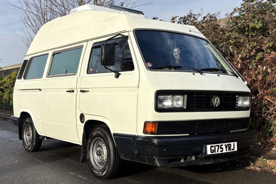 1990 Volkswagen Vanagon sold for $12,500