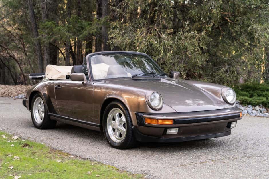 1983 Porsche 911SC sold for $38,800