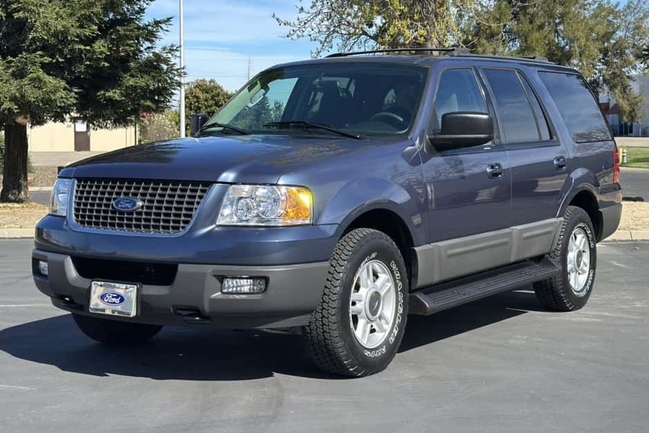 2003 Ford Expedition sold for $12,000