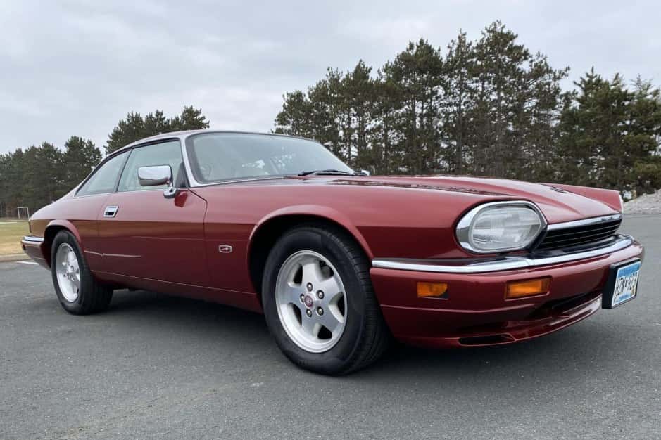 1995 Jaguar XJS sold for $17,000