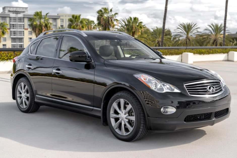 2013 Infiniti  sold for $14,600