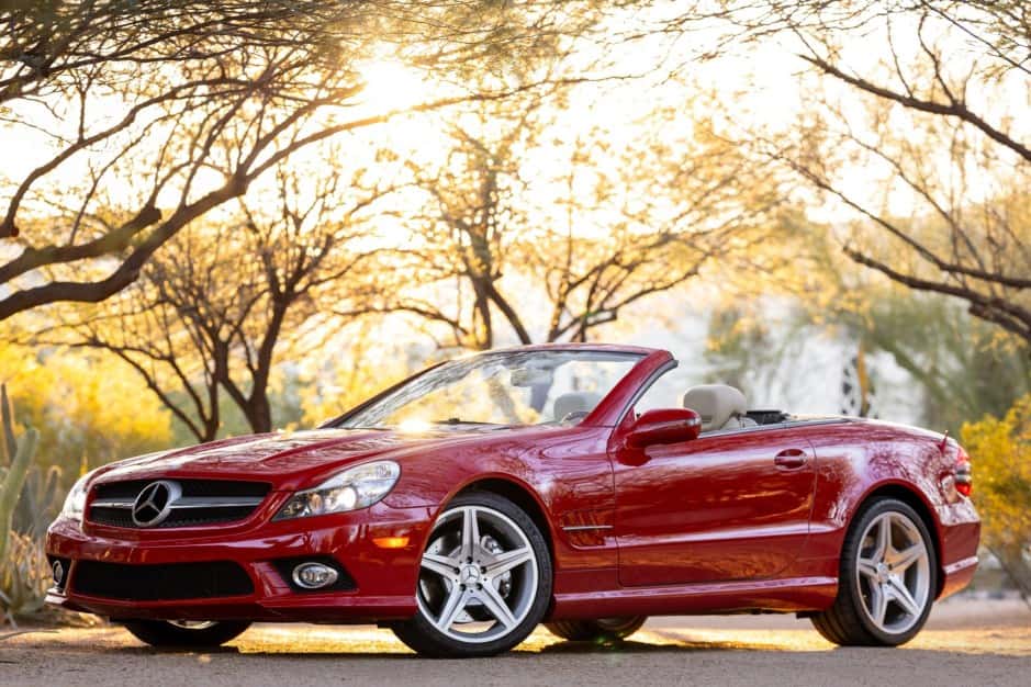 2009 Mercedes-Benz R230 SL sold for $31,750