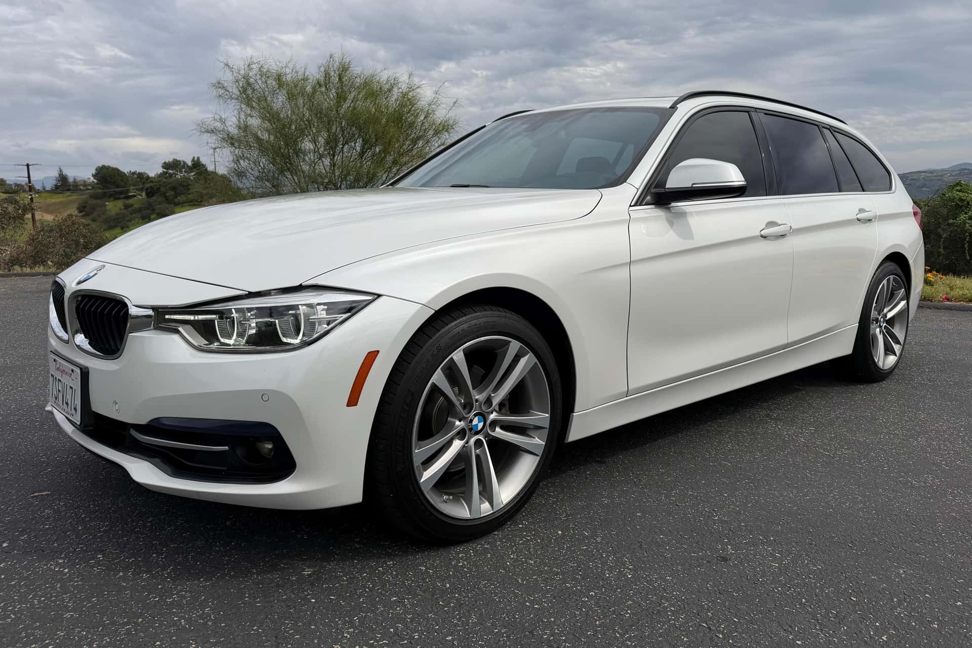 2016 BMW 3 Series sold for $16,100