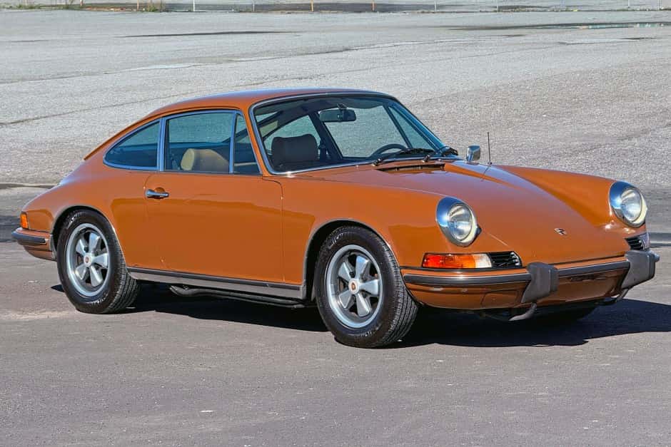 1973 Porsche LWB 911T (1969-1973) sold for $91,000