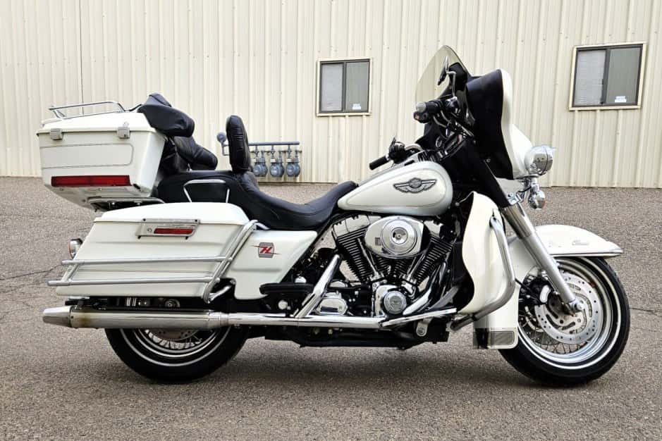 2003 Harley-Davidson Touring sold for $4,500