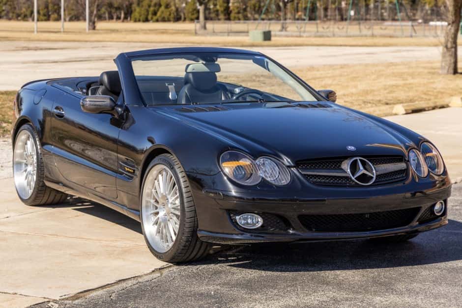 2007 Mercedes-Benz R230 SL sold for $27,000