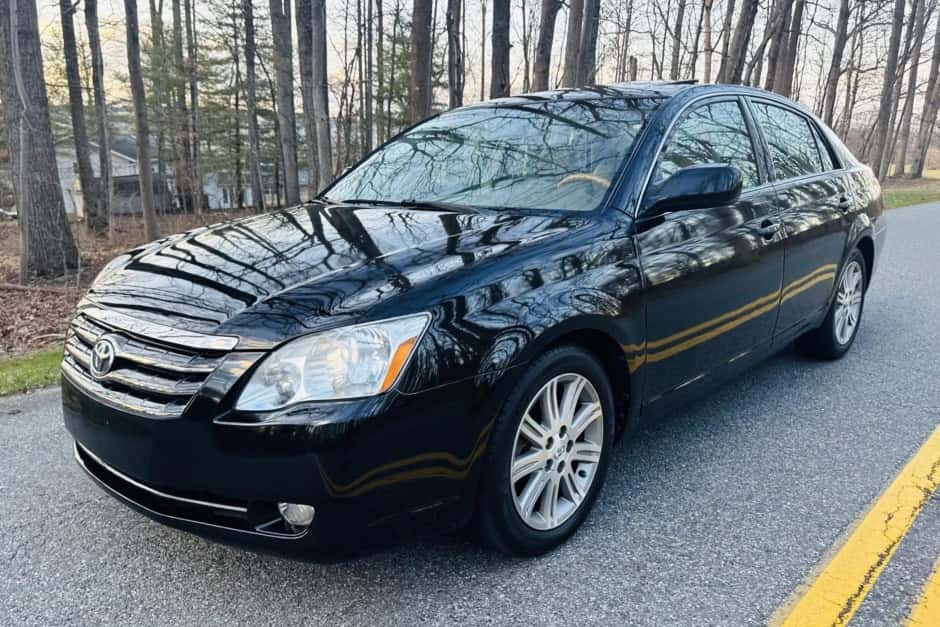 2006 Toyota Avalon sold for $12,000