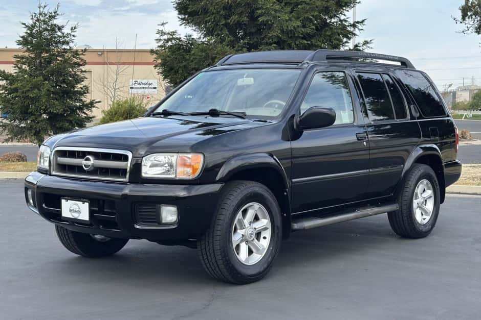 2004 Nissan Pathfinder sold for $10,750