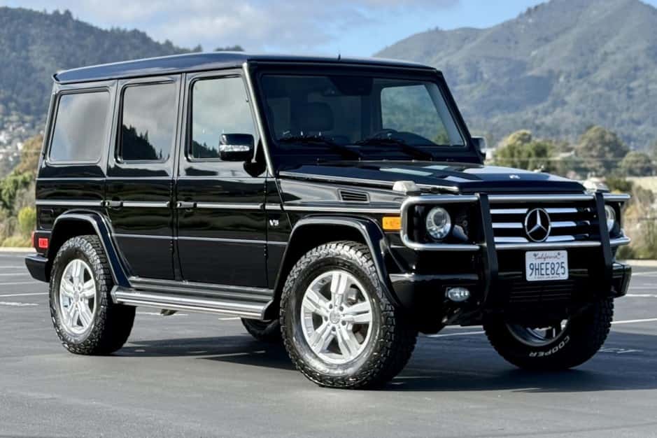 2010 Mercedes-Benz W463 G-Class (1990-2018) sold for $38,420
