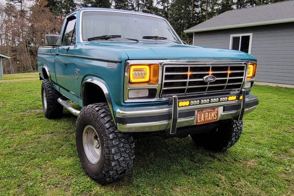 1983 Ford F-Series 1980-1986 sold for $13,750