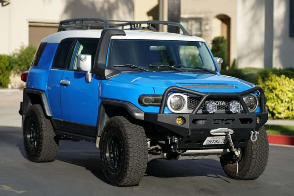 2007 Toyota FJ Cruiser sold for $13,000