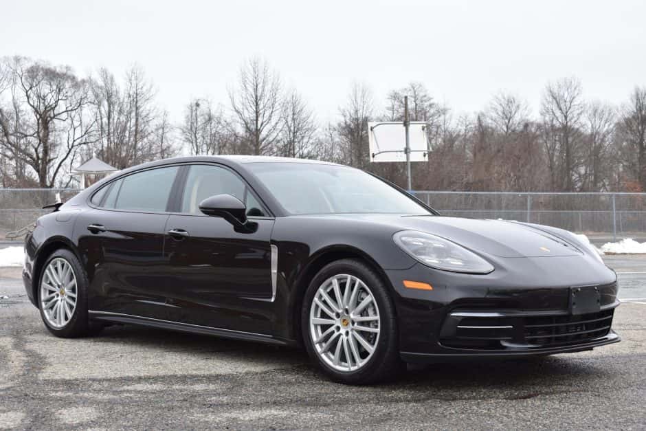 2018 Porsche Panamera sold for $37,500