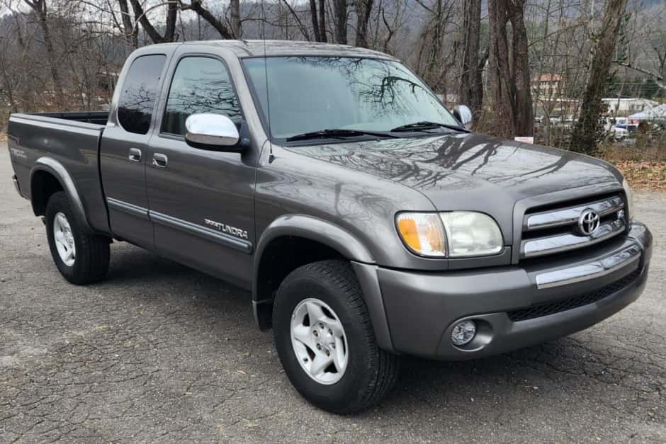 2004 Toyota Tundra (XK30/XK40 2000-2006) sold for $18,147