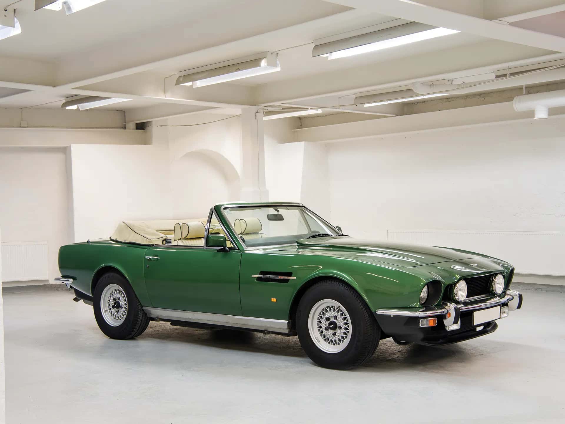 1988 Aston Martin V8 Volante sold for €218,500