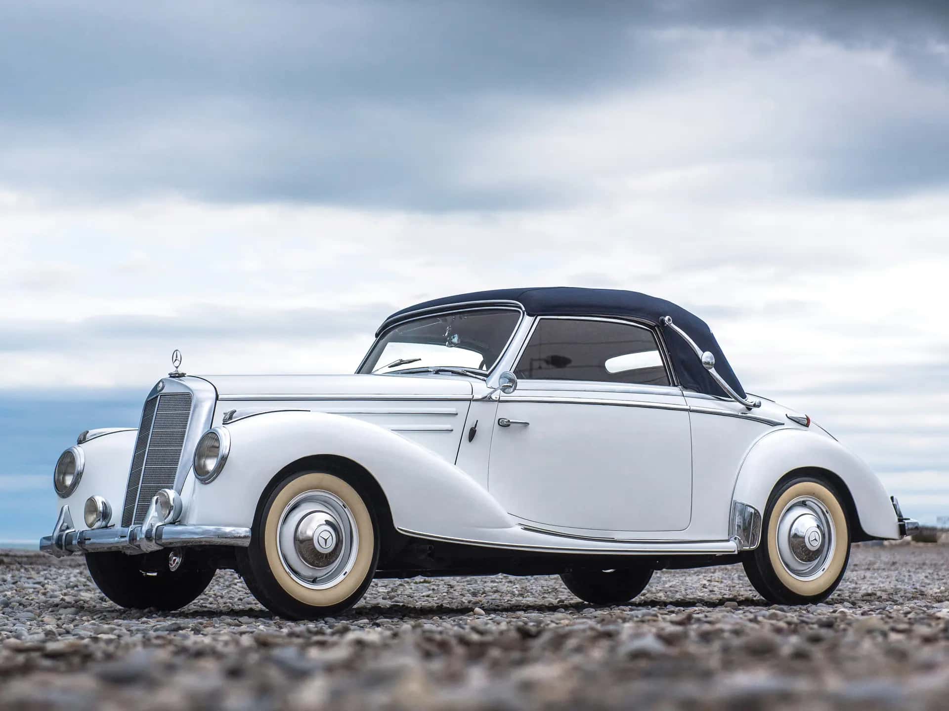 1954 Mercedes-Benz 220 Cabriolet A sold for €126,500
