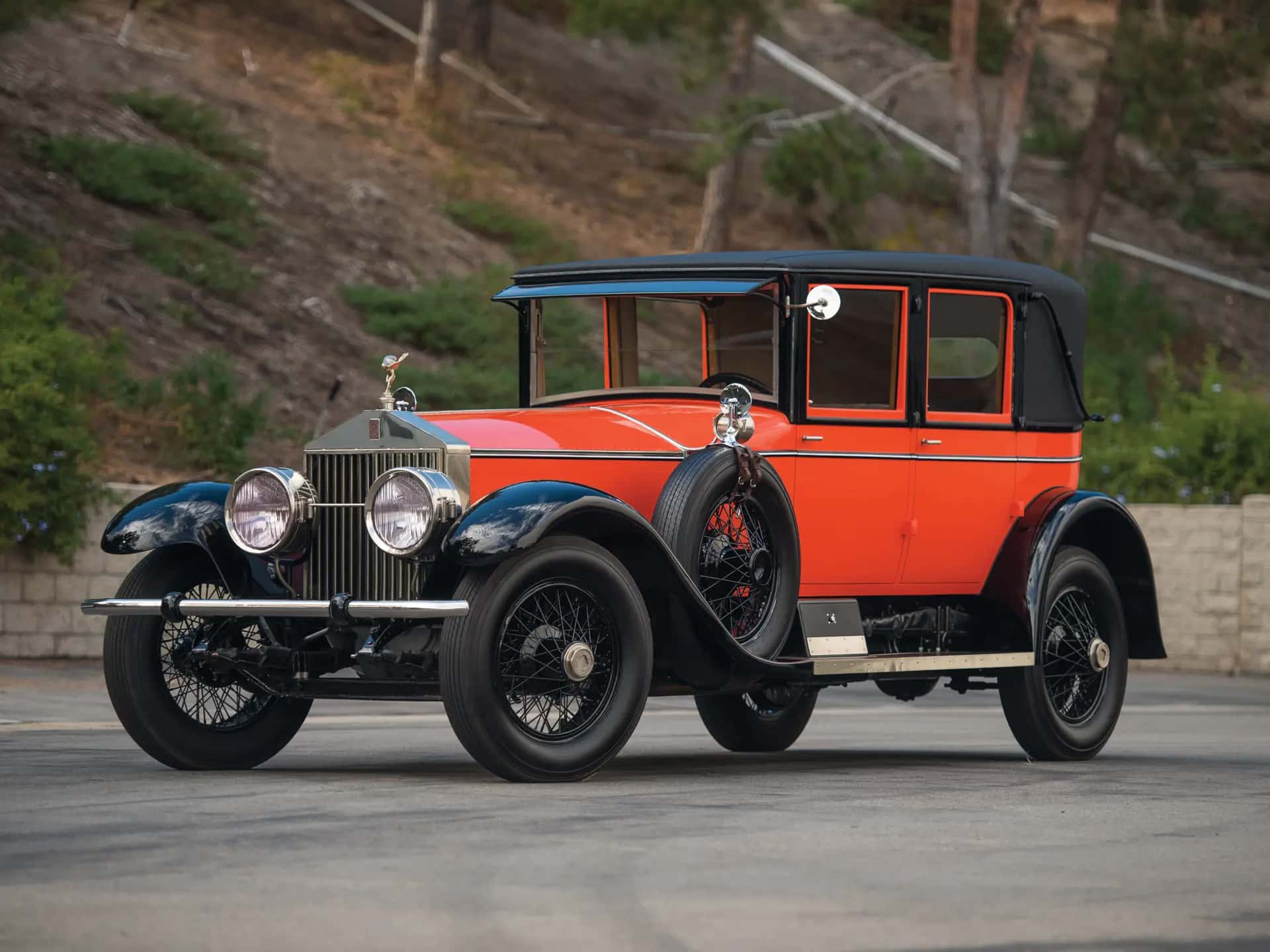1926 Rolls-Royce Silver Ghost Tilbury Sedan sold for $131,600