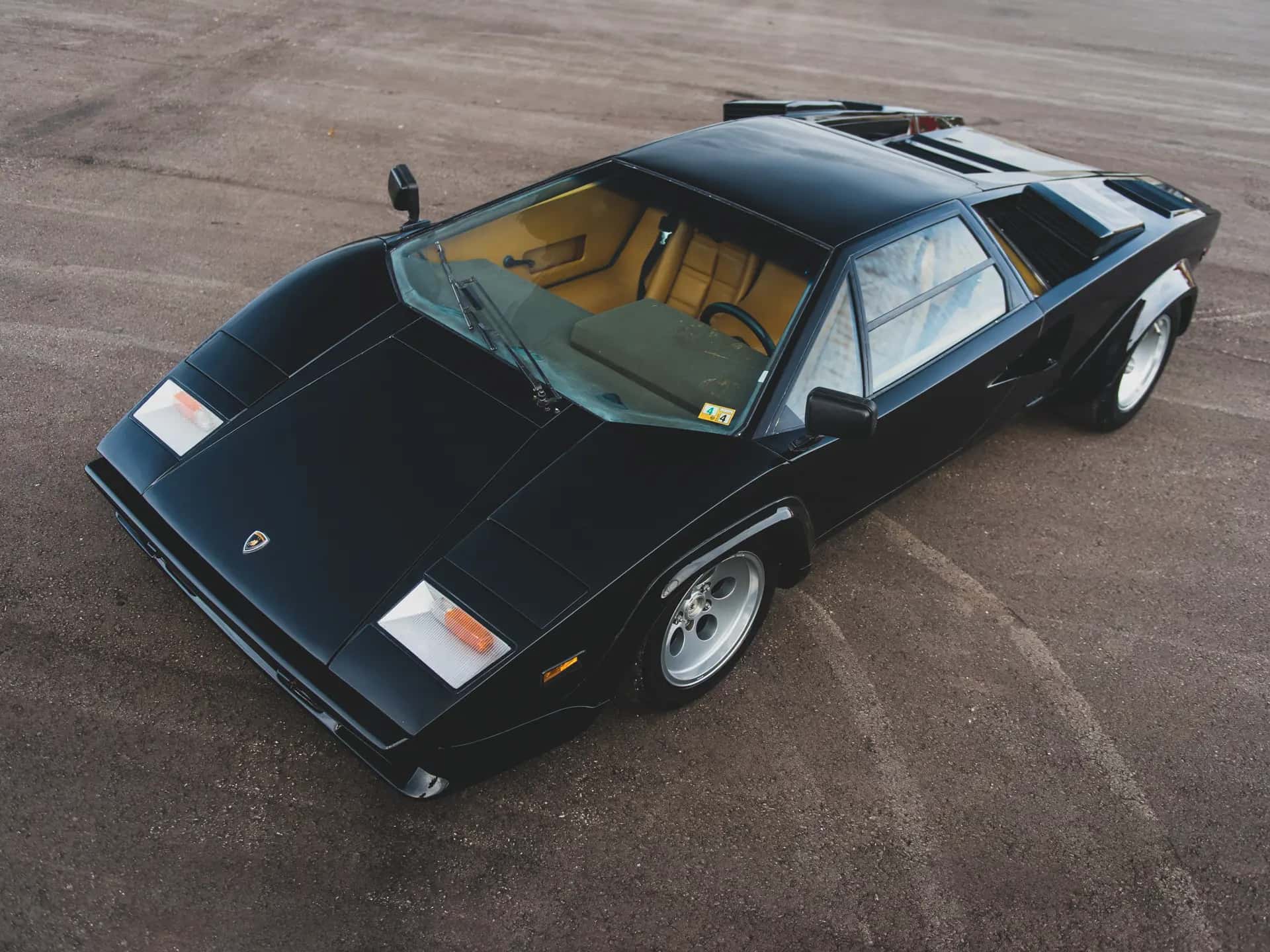 1981 Lamborghini Countach LP400 S Series II sold for $368,000