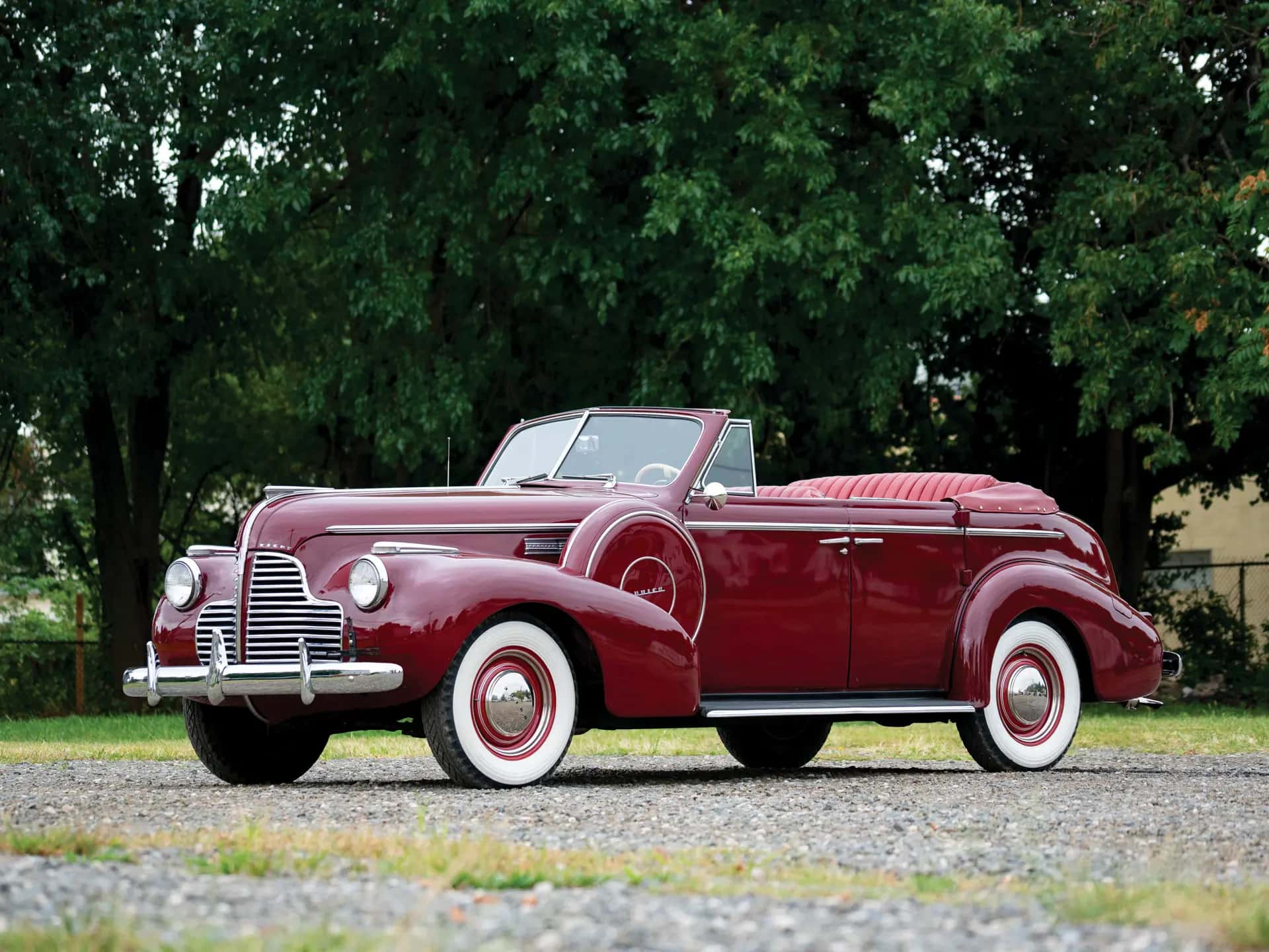 1940 Buick Special Sport Phaeton sold for $35,200