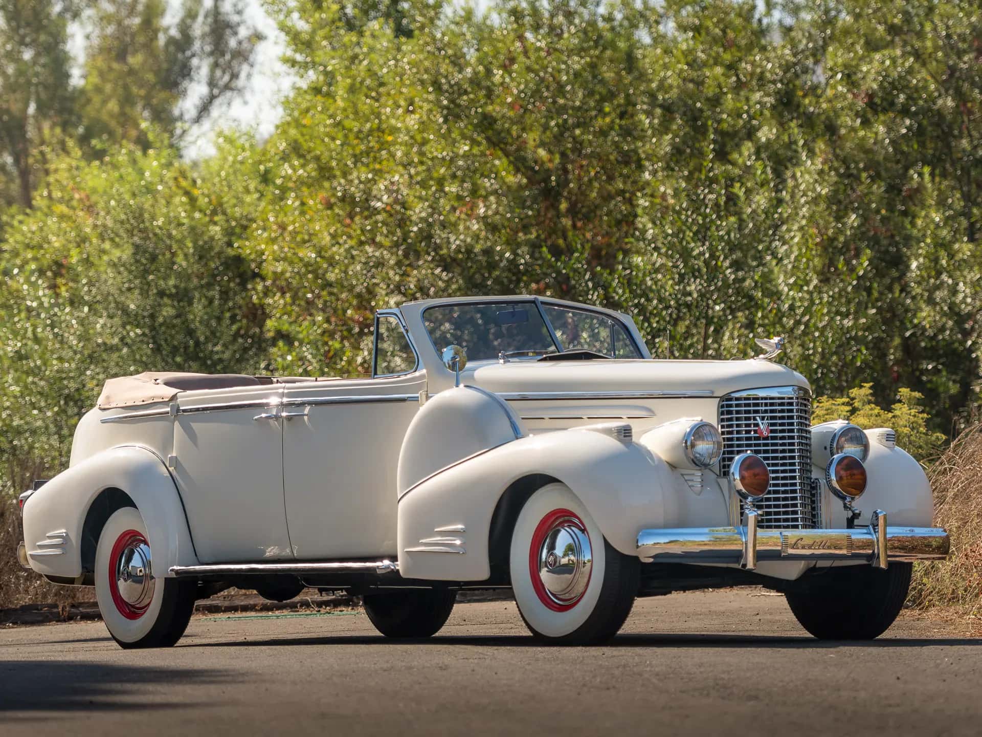 1938 Cadillac V-16 Convertible Sedan sold for $176,000