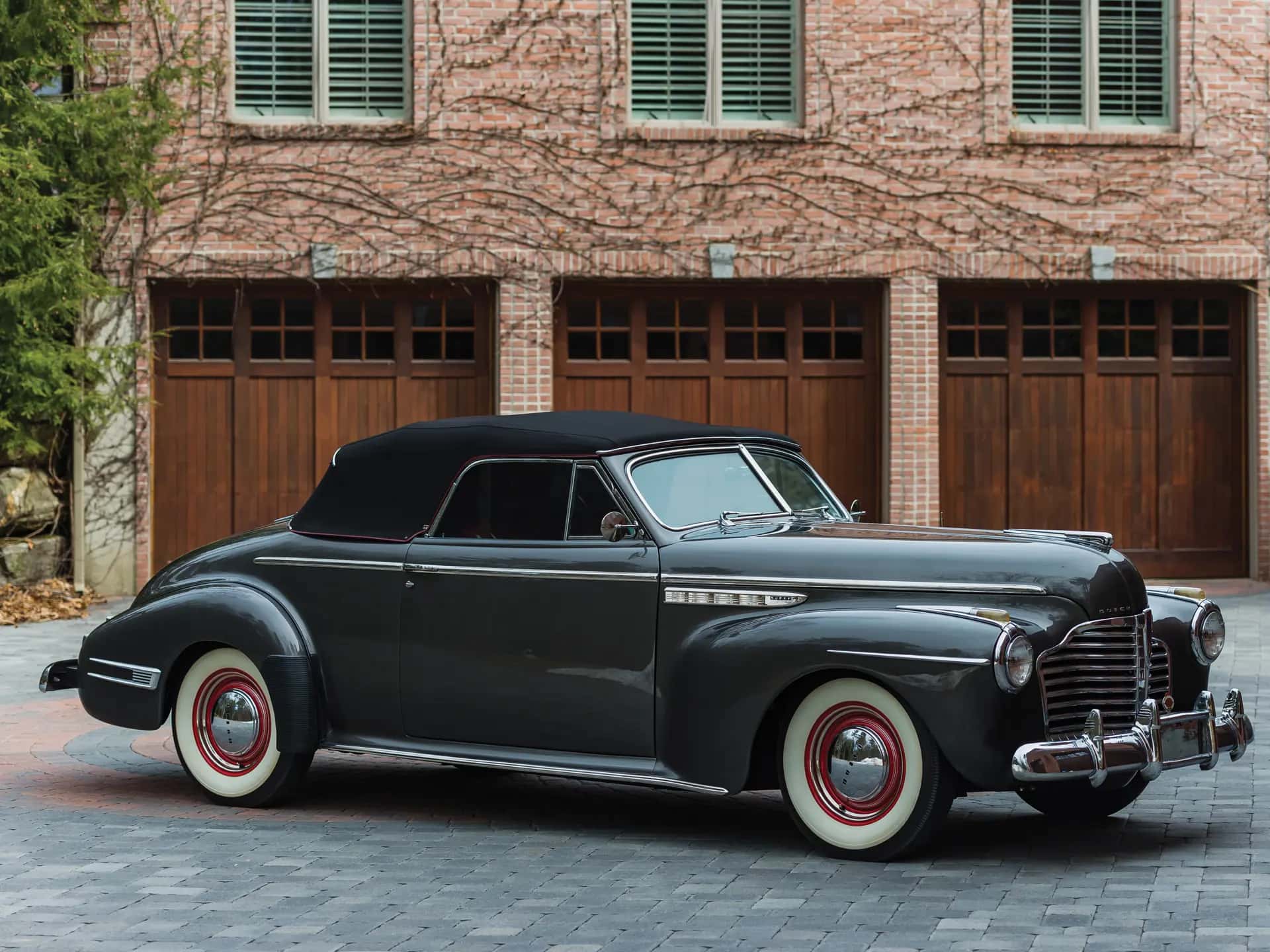 1941 Buick Super Convertible Coupe sold for $70,950