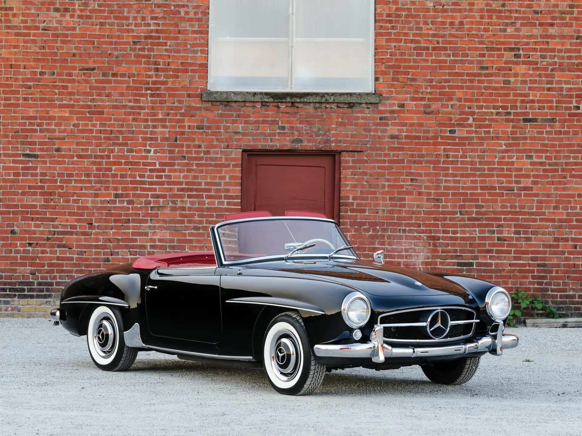1958 Mercedes-Benz 190 SL sold for $257,600