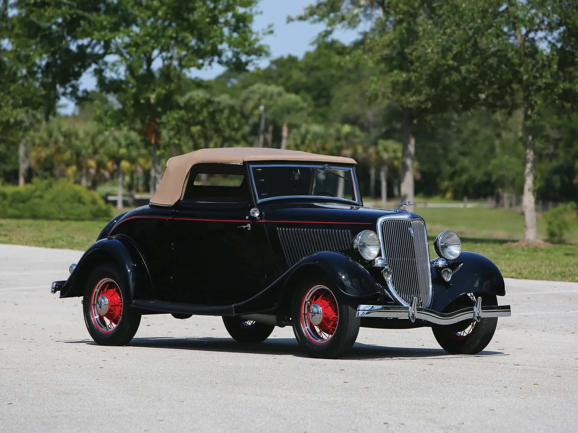 1934 Ford V-8 DeLuxe Cabriolet sold for $63,840