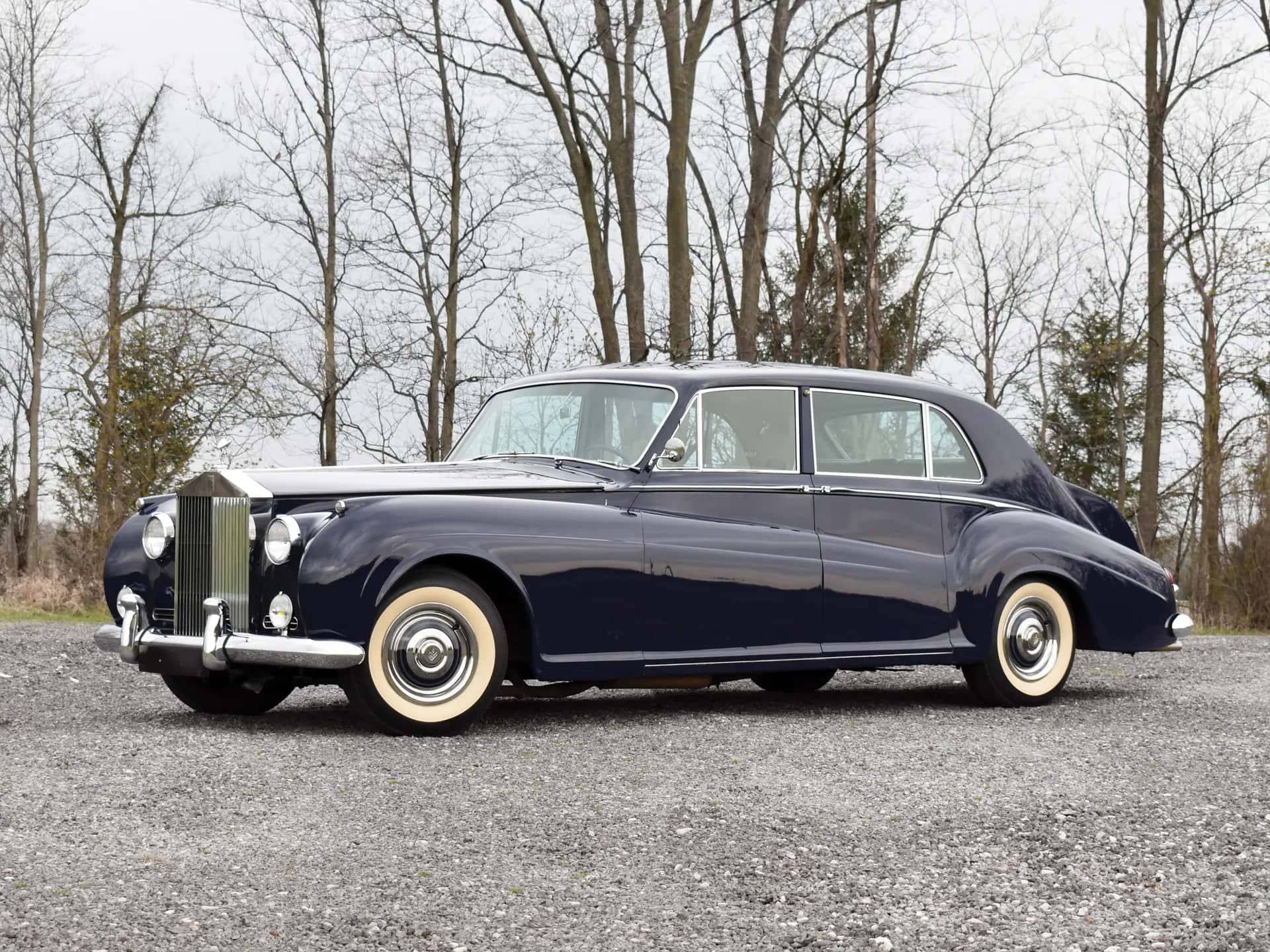 1963 Rolls-Royce Phantom V Touring Limousine sold for $82,500