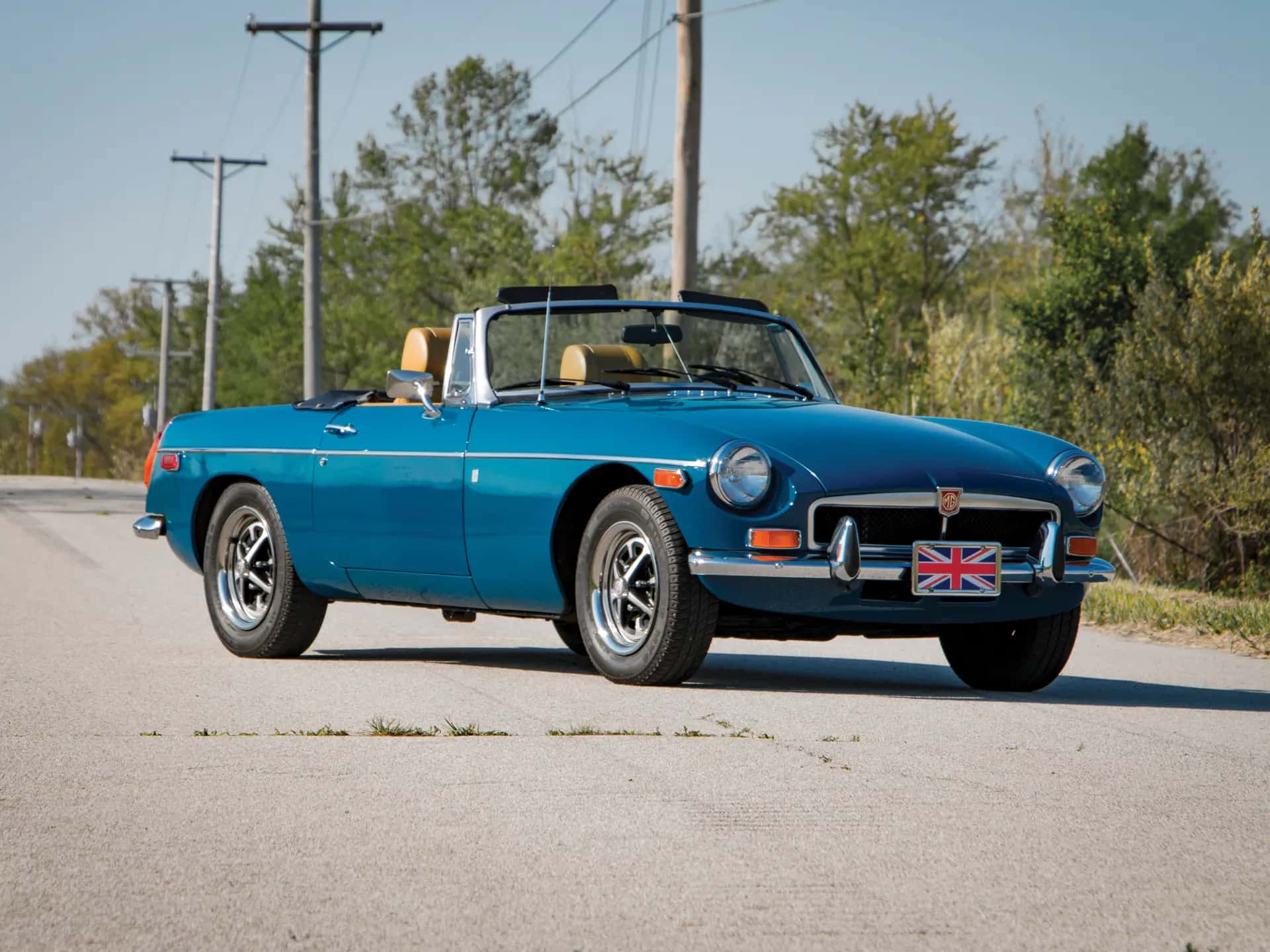 1973 MG MGB sold for $12,925